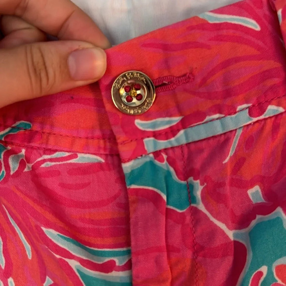 Lilly Pulitzer Callahan Shorts in Flirty Sea Pink & Blue Size 2 - Picture 2 of 7